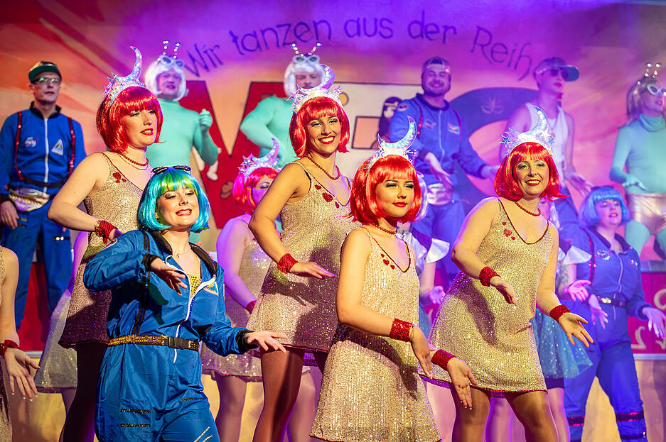 Bunt, lustig und spektakul&auml;r feierte die Wimpfener Faschingsgesellschaft am Samstag ihre erste von sieben Prunksitzungen.