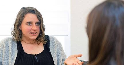 Laura Rumig ist die neue Abteilungsleiterin der Schwangerenberatung der Diakonie Heilbronn. Die Angebote rund um Themen vor, w&auml;hrend und nach der Schwangerschaft sind vielf&auml;ltig.
Foto: Mario Berger