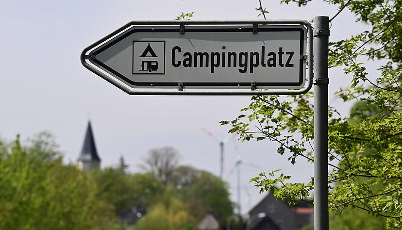 Dauercamper d&uuml;rfen ihren Wohnsitz nicht auf dem Campingplatz haben, einen Scheinwohnsitz vorzut&auml;uschen ist verboten und kann teuer werden.