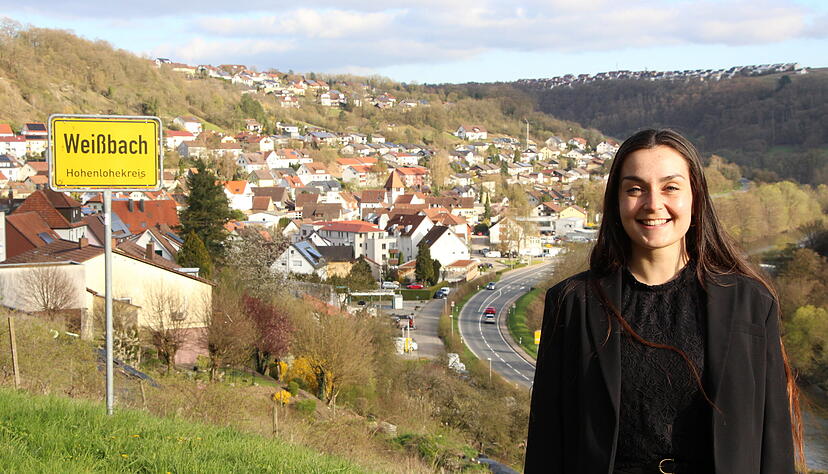 Derzeit arbeitet sie in leitender Position bei der Stadt Neuenstein und wohnt in Forchtenberg: Doch am 26. April will die 26-j&auml;hrige Meike Augsburger B&uuml;rgermeisterin von Wei&szlig;bach werden.
