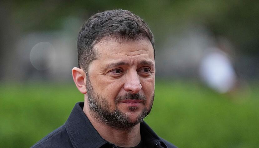 Selenskyj denkt an Gegenangriffe. (Archivbild) Selenskyj denkt an Gegenangriffe. (Archivbild)