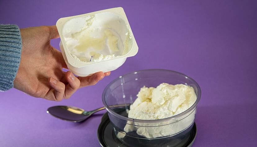 Fazit: Im Becher bleiben ein paar letzte Reste, die sich mit einem L&ouml;ffel auskratzen lassen.