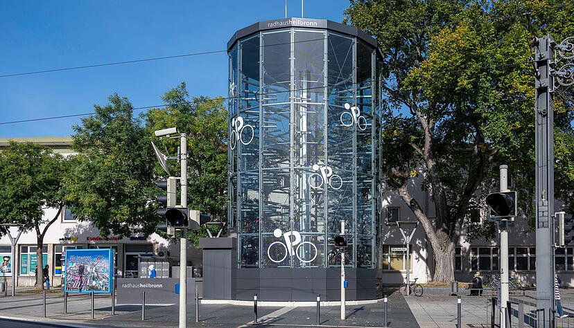 Das Radhaus am Heilbronner Bahnhof wird derzeit technisch auf den neusten Stand gebracht und ist deshalb drei Tage lang geschlossen. Foto: Archiv/Kunz Das Radhaus am Heilbronner Bahnhof wird derzeit technisch auf den neusten Stand gebracht und ist deshalb drei Tage lang geschlossen. Foto: Archiv/Kunz