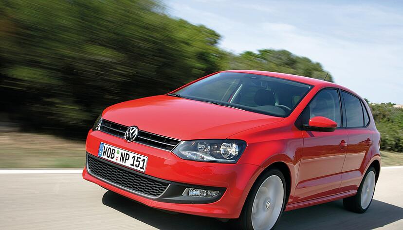 Dauerbrenner aus Wolfsburg: Der VW Polo prägt die Kleinwagenklasse fast wie sein großer Bruder die Golf-, äh, Kompaktklasse.