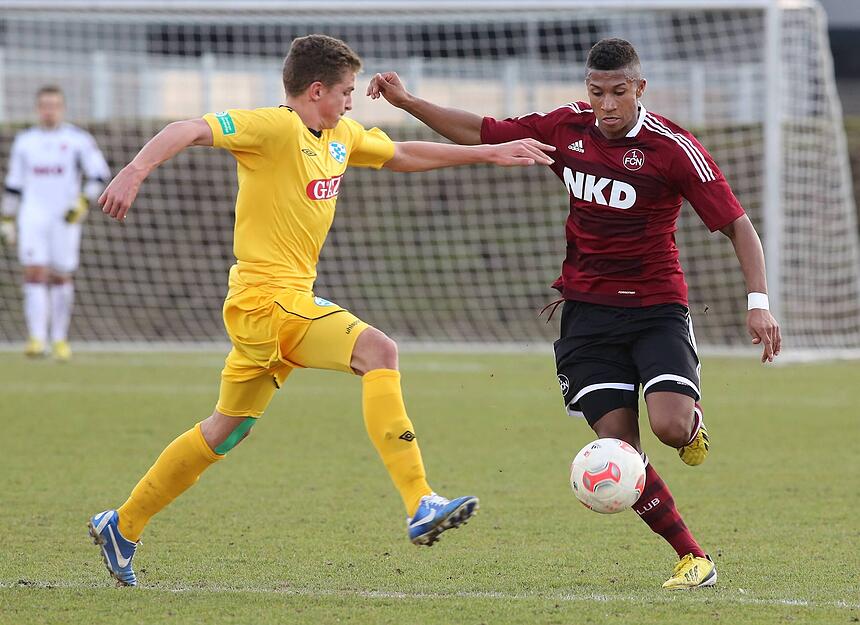Ein Wechsel w&auml;re f&uuml;r Pr&ouml;mel die R&uuml;ckkehr in seine Geburtsstadt. Seine Karriere begann er bei den Stuttgarter Kickers.