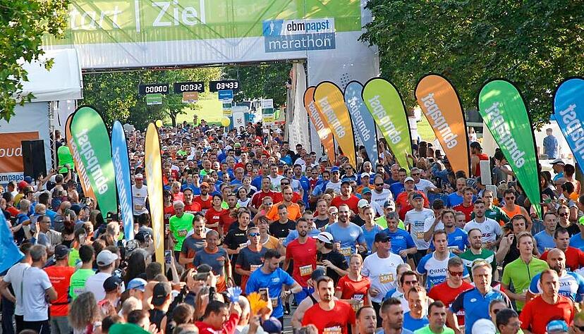 Neben dem Marathon starten Läufer am Samstag und Sonntag auf vielen weiteren Distanzen − wie hier über zehn Kilometer im vergangenen Jahr.
Foto: Archiv/Schmerbeck