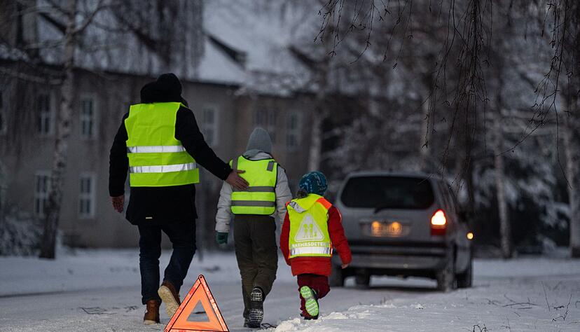 Zum Teil bestand der Reflektorstreifen auf den getesteten Warnwesten lediglich aus einem St&uuml;ck Kunststoff, das keine r&uuml;ckstrahlende Wirkung hatte.