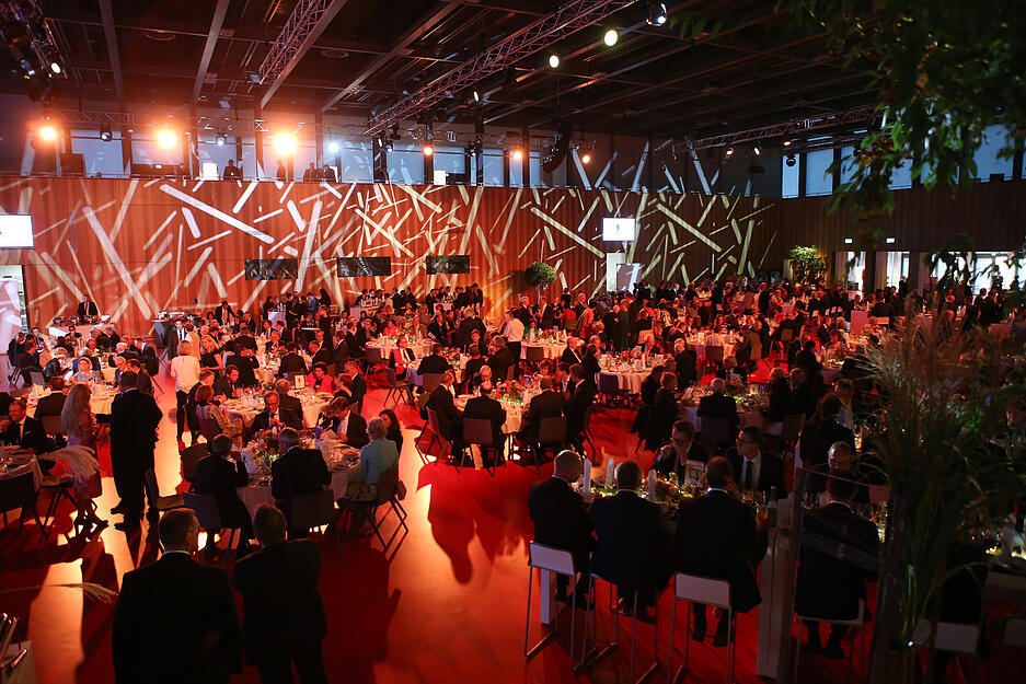 70. Arbeitsjubiläum Prof. Dr. h. c. mult. Reinhold Würth 70. Arbeitsjubiläum Prof. Dr. h. c. mult. Reinhold Würth