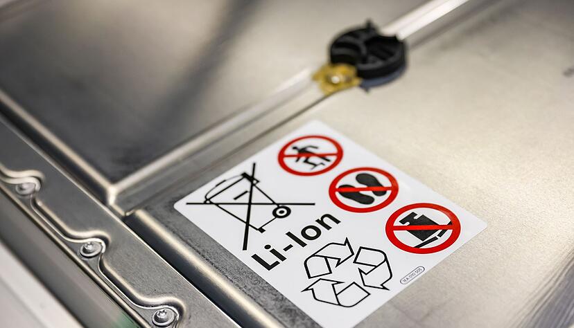 Der Rohstoff Lithium für Batterien soll künftig auch aus Rheinland-Pfalz kommen. (Symbolbild)