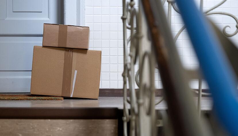 Nicht Zuhause, wenn die Lieferung kommt? Die Abstellgenehmigung am Wunschort hilft, überflüssige Fahrten zu vermeiden.