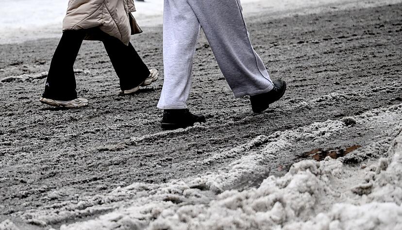 Nach Wochen mit Matsch und K&auml;lte haben viele genug vom Winter.