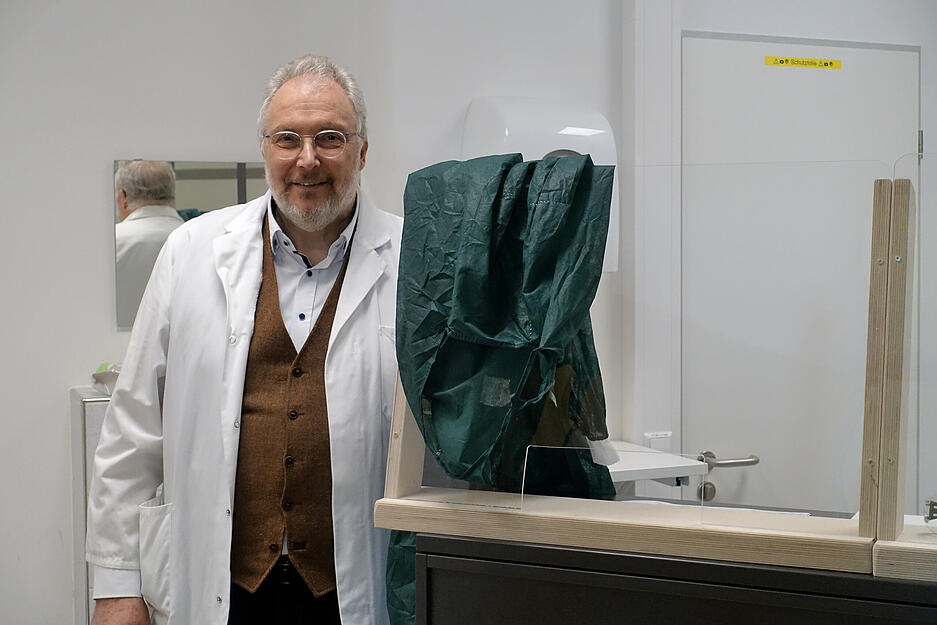 Dr. Horst Mann, Leiter Gesundheitsschutz bei Audi in Neckarsulm, hat die Abl&auml;ufe f&uuml;r Corona-Verdachtsf&auml;lle optimiert.