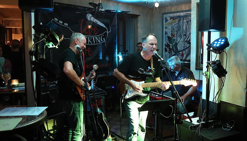 13 Bands und milde Temperaturen sorgten f&uuml;r gute Stimmung bei der Heilbronner Live-Nacht