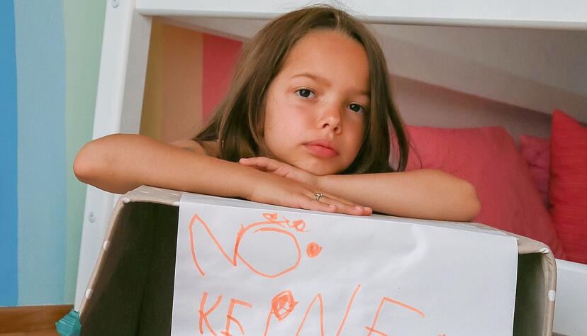 Das Kind ist bockig und Ihre Meinung scheint unwichtig? Als Eltern muss man solche Laune auch mal aushalten.