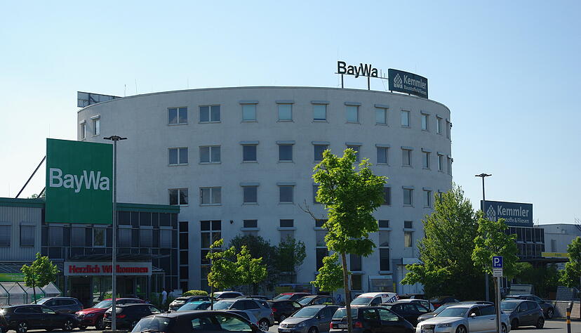 Der Baywa Bau- und Gartenmarkt bleibt und die Baywa-Regionalverwaltung im Büroturm auch. Kemmler zieht hingegen nach Heilbronn. Der Baywa Bau- und Gartenmarkt bleibt und die Baywa-Regionalverwaltung im Büroturm auch. Kemmler zieht hingegen nach Heilbronn.