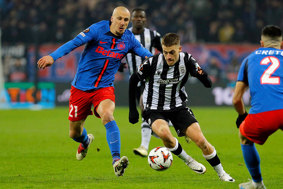 Konstantelias ist im offensiven Mittelfeld und auf Linksaußen einsetzbar und hat bei PAOK Saloniki noch einen Vertrag bis 2027.