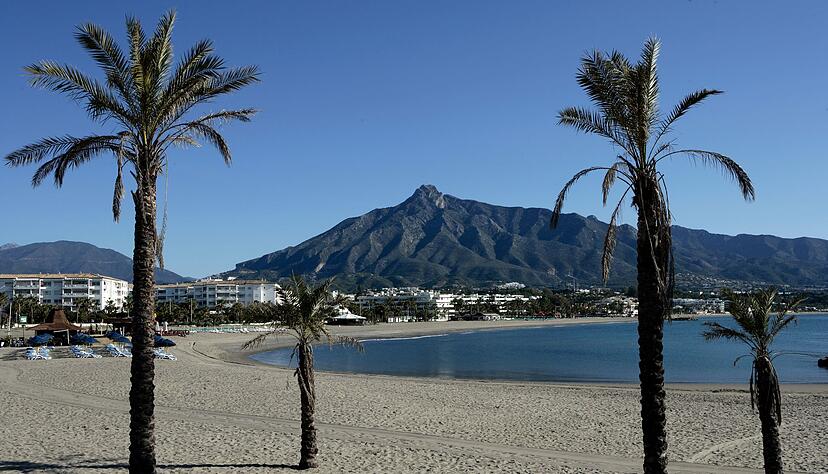 Schwitzen in der Sonne: Im Januar geht es für den BVB ins Trainingslager nach Marbella. (Archivfoto) Schwitzen in der Sonne: Im Januar geht es für den BVB ins Trainingslager nach Marbella. (Archivfoto)