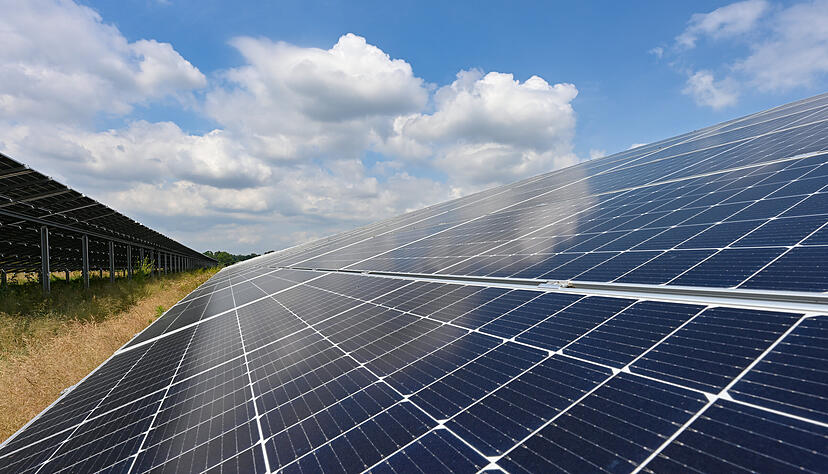 Nach dem Willen der Bundesregierung soll der Anteil des aus erneuerbaren Energien erzeugten Stroms am gesamten Stromverbrauch bis 2030 von derzeit knapp unter 50 auf mindestens 80 Prozent steigen.
