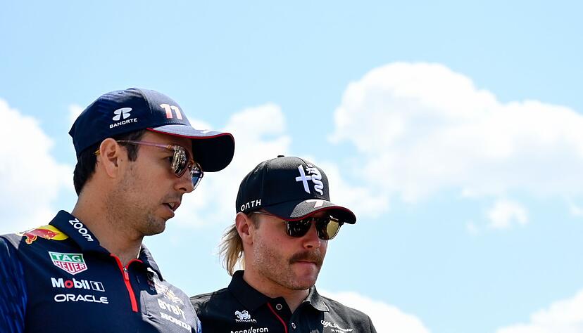 Sergio Perez (l) und Valtteri Bottas bilden das Fahrerduo bei Cadillac. (Archivbild)