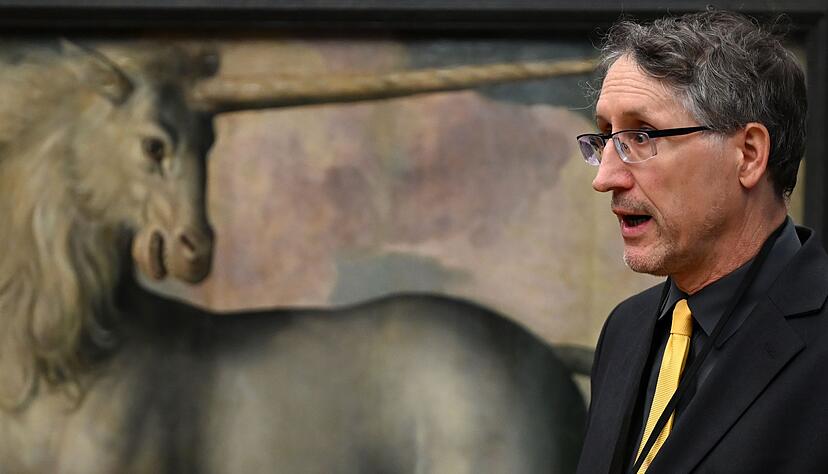 Der Historiker Michael Philipp kl&auml;rt dar&uuml;ber auf, dass das Horn der Einh&ouml;rner angeblich Vergiftungen heilen sollte.