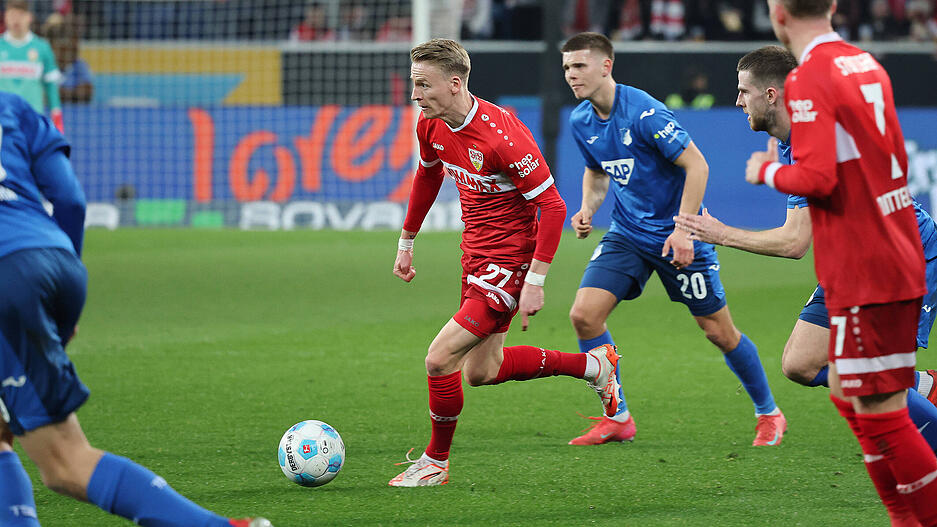 Chris Führich: Er machte Führich-Dinge: Die Seite entlang flitzen, Tempo aufnehmen, dribbeln, nach Innen ziehen. In Sinsheim aber mit wenig Ertrag. Note: 4