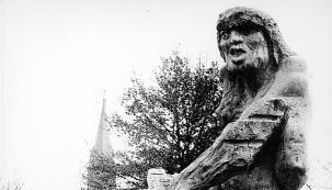 Die &bdquo;Schwarze Hofm&auml;nnin&ldquo;. Das Denkmal der Revolution&auml;rin steht in B&ouml;ckingen. (Foto: Archiv/Kugler)