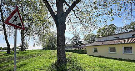 Im Herbst rollen die Bagger für die dringend benötigte Erweiterung an: Der Kindergarten St. Raphael wird von fünf auf acht Gruppen aufgestockt.
Foto: Ulrike Plapp-Schirmer