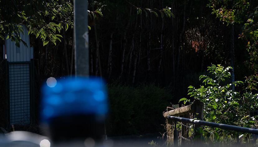 Die Leiche war in einem Koffer versteckt.