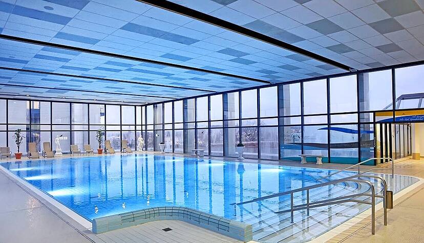 Noch mindestens ein Jahr wird das Rappsodie-Hallenbad in Bad Rappenau geöffnet sein. Spätestens im Frühjahr 2025 steht das Abriss an.