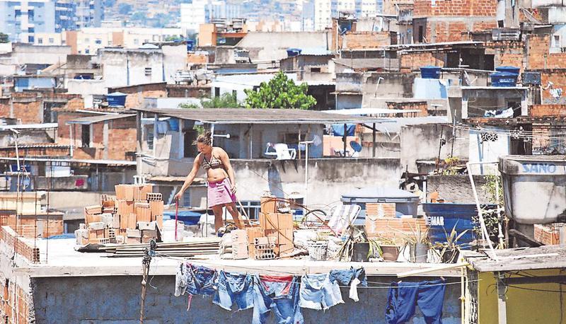 So sieht Alltag in Jacarezinho, das in der N&auml;he des Stadions Maracan&atilde; liegt, aus: Die Regierung spricht von 35?000 Bewohnern, man kann aber vom Doppelten ausgehen.