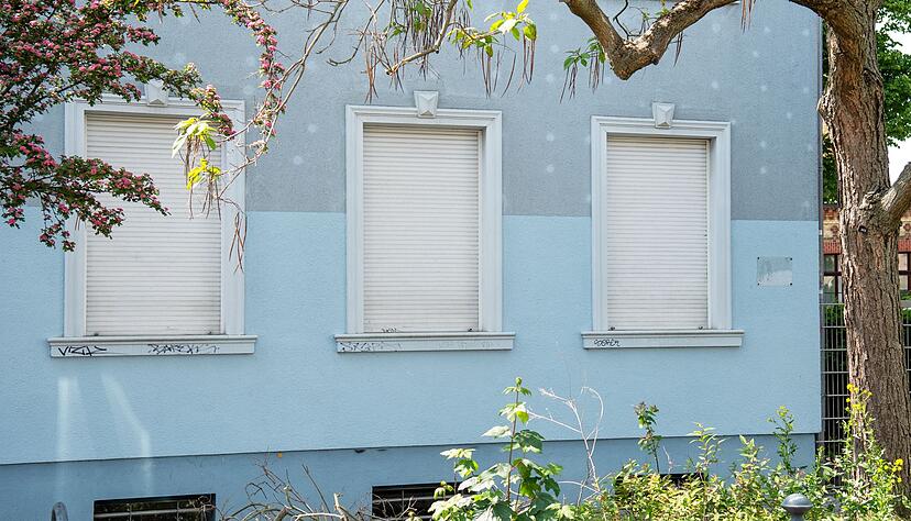Geschlossene Rollläden über Wochen: Das ist quasi eine Einladung für Einbrecher. Geschlossene Rollläden über Wochen: Das ist quasi eine Einladung für Einbrecher.
