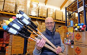 Zink-Geschäftsführer Arne von Boetticher hält das Verkaufsverbot für unverhältnismäßig. Sein Unternehmen beliefert überwiegend den Fachhandel.
Foto: Archiv/Veigel