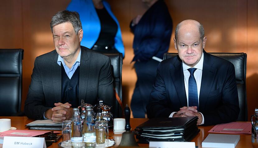 Scholz r&uuml;gt Habeck und schlie&szlig;t