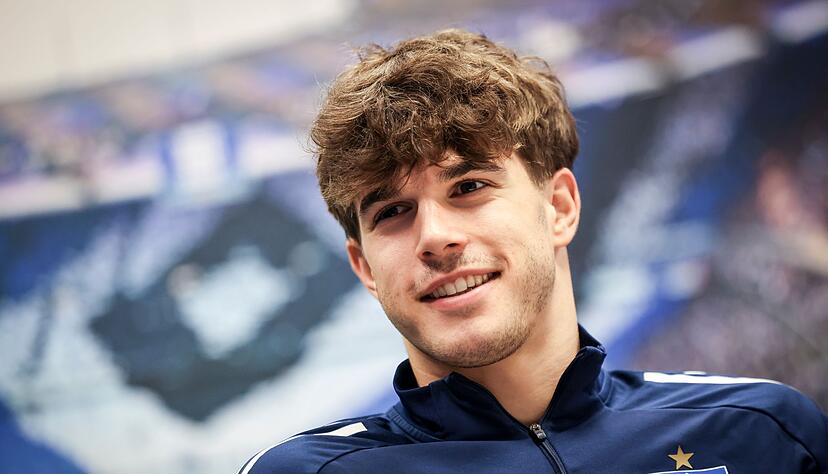 Luka Vuskovic spielt aktuell als Leihspieler für den Hamburger SV. (Archivbild) Luka Vuskovic spielt aktuell als Leihspieler für den Hamburger SV. (Archivbild)