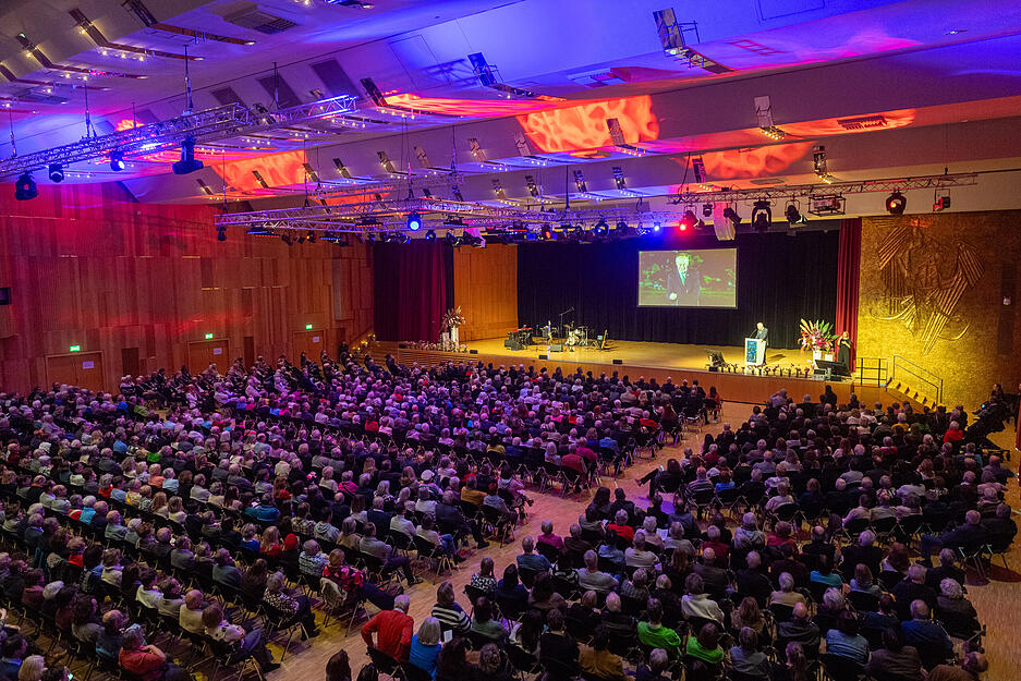 Die kostenfreien Eintrittskarten waren binnen eines Tages vergriffen. Die kostenfreien Eintrittskarten waren binnen eines Tages vergriffen.