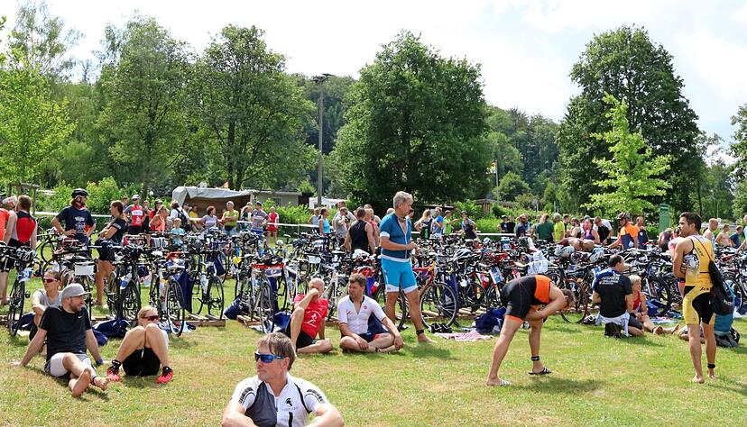 Hunderte große und auch kleinere Sportler treffen sich im Juli wieder zum traditionellen Höhepunkt des Waldenburger Sportjahres. Hunderte große und auch kleinere Sportler treffen sich im Juli wieder zum traditionellen Höhepunkt des Waldenburger Sportjahres.
