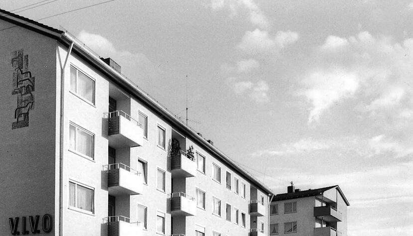 So sah es in der Spitzwegstraße früher aus: Die Mehrfamilienhäuser mit Balkonen und der große Laden im Erdgeschoss waren 1962 hochmodern.Foto: Archiv/Hermann Eisenmenger So sah es in der Spitzwegstraße früher aus: Die Mehrfamilienhäuser mit Balkonen und der große Laden im Erdgeschoss waren 1962 hochmodern.Foto: Archiv/Hermann Eisenmenger