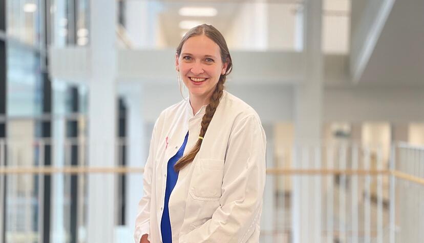 Dr. Anna-Sophie Kübler-Müller ist Oberärztin und Leiterin der Brustchirurgie des SLK-Brustzentrums. Dr. Anna-Sophie Kübler-Müller ist Oberärztin und Leiterin der Brustchirurgie des SLK-Brustzentrums.