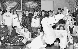Die Idee, die Halle für große Tanz- und Konzertveranstaltungen zu nutzen, musste irgendwann begraben werden. Den Nachbarn wurde es zu laut.
Foto: Archiv/Sattar Die Idee, die Halle für große Tanz- und Konzertveranstaltungen zu nutzen, musste irgendwann begraben werden. Den Nachbarn wurde es zu laut.
Foto: Archiv/Sattar