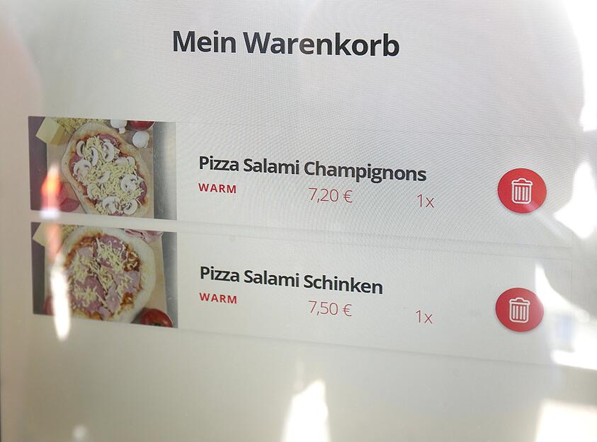 Aktuell stehen vor allem klassische Pizzen zur Auswahl. Die Preise bewegen sich zwischen 6 und 8.50 Euro.