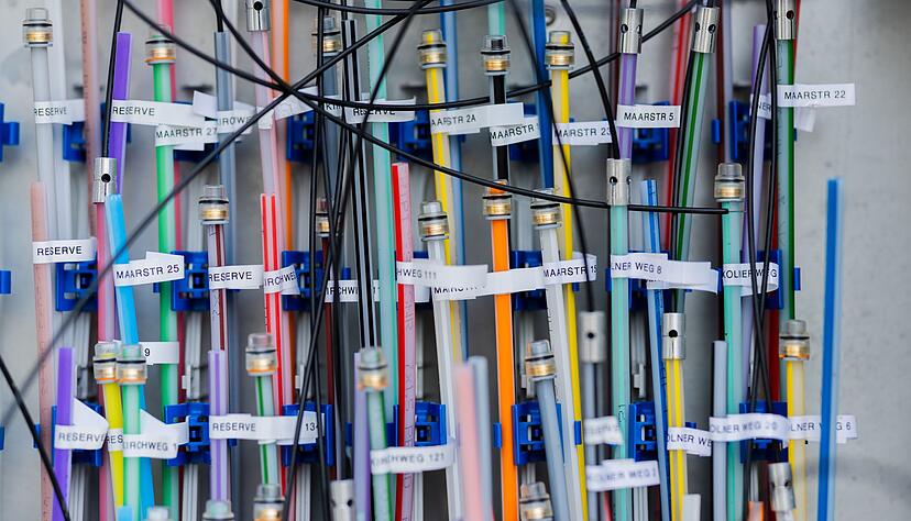 Gleich sechs größere Städte im Südwesten erreichen weniger als fünf Prozent Glasfaserabdeckung. (Symbolbild)