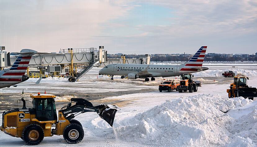 Am Wochenende waren Tausende Flüge ausgefallen. Am Wochenende waren Tausende Flüge ausgefallen.
