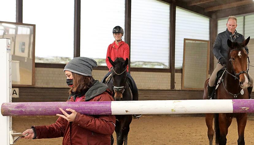 Hier geht es von Freitag bis Sonntag rund: In der Halle des RV Heilbronn finden 15 Springprüfungen statt. Höhepunkt ist das S*-Prüfung am Sonntagnachmittag um 15 Uhr.
Foto: Matthias Heibel