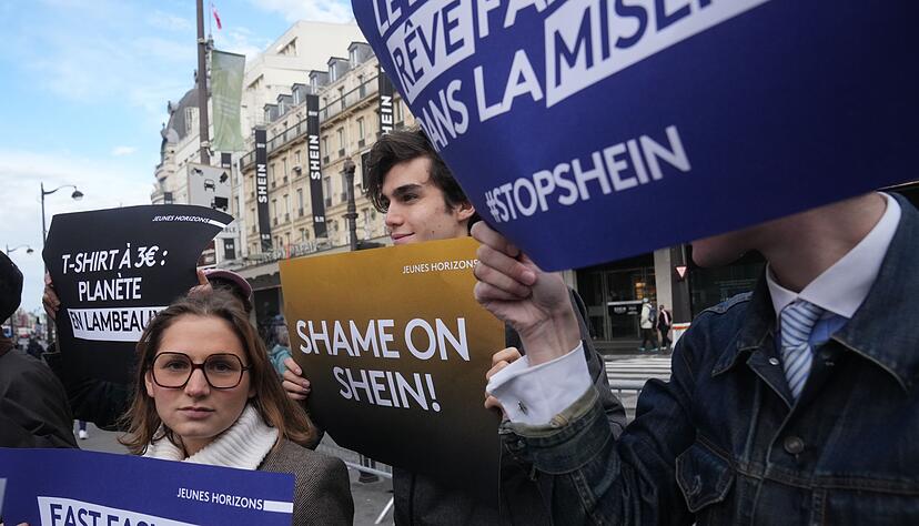 Die Er&ouml;ffnung von Sheins erster Ladenfl&auml;che in Paris wurde im vergangenen November von Protesten begleitet. (Archivbild)