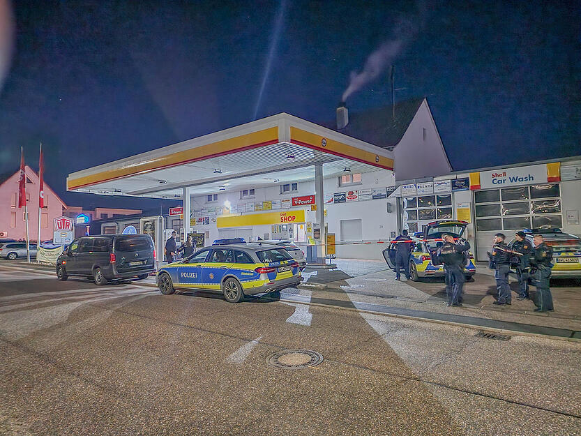 Erst vor wenigen Wochen hatte es bereits zwei Überfälle auf Tankstellen in der Region gegeben.