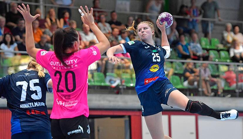 Mit acht Toren Neckarsulms Top-Torschützin im Hinspiel, mit 65 Treffern Neckarsulms Top-Torschützin in der Hinrunde: Nina Engel ist die Tor-Garantin der Sport-Union. Doch hinter ihrem Einsatz am Samstag steht noch ein Fragezeichen. Mit acht Toren Neckarsulms Top-Torschützin im Hinspiel, mit 65 Treffern Neckarsulms Top-Torschützin in der Hinrunde: Nina Engel ist die Tor-Garantin der Sport-Union. Doch hinter ihrem Einsatz am Samstag steht noch ein Fragezeichen.