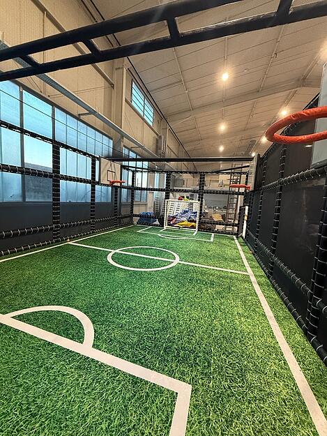 Ein moderner Indoor-Spielplatz mit vielseitigen Attraktionen für Kinder und Familien eröffnet in Kürze in Sinsheim.