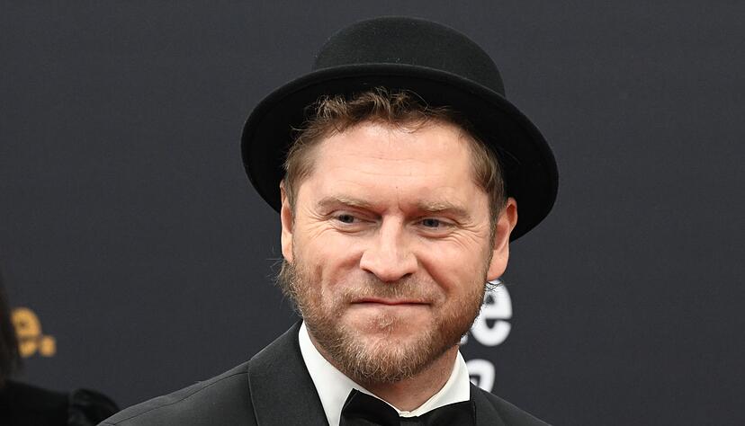 Ein richtig eingestellter Duschkopf - für Johannes Oerding das A und O. Ein richtig eingestellter Duschkopf - für Johannes Oerding das A und O.