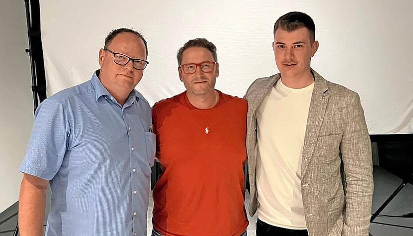 Der neue Vorstand des Heilbronner EC Eisb&auml;ren e.V. (von links): 2. Vorstand Rainer Scholl, 1. Vorstand Kai Sellers, 3. Vorstand Jan Hey.
Foto: Thomas Muth