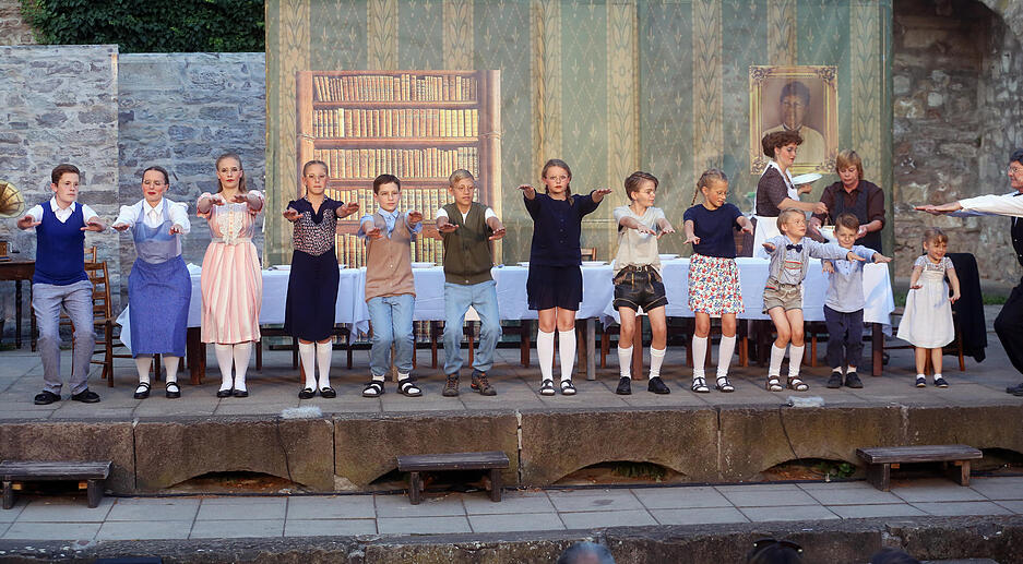 Burg Stettenfels Freilichtspiele Untergruppenbach, Das Haus in Montevideo
